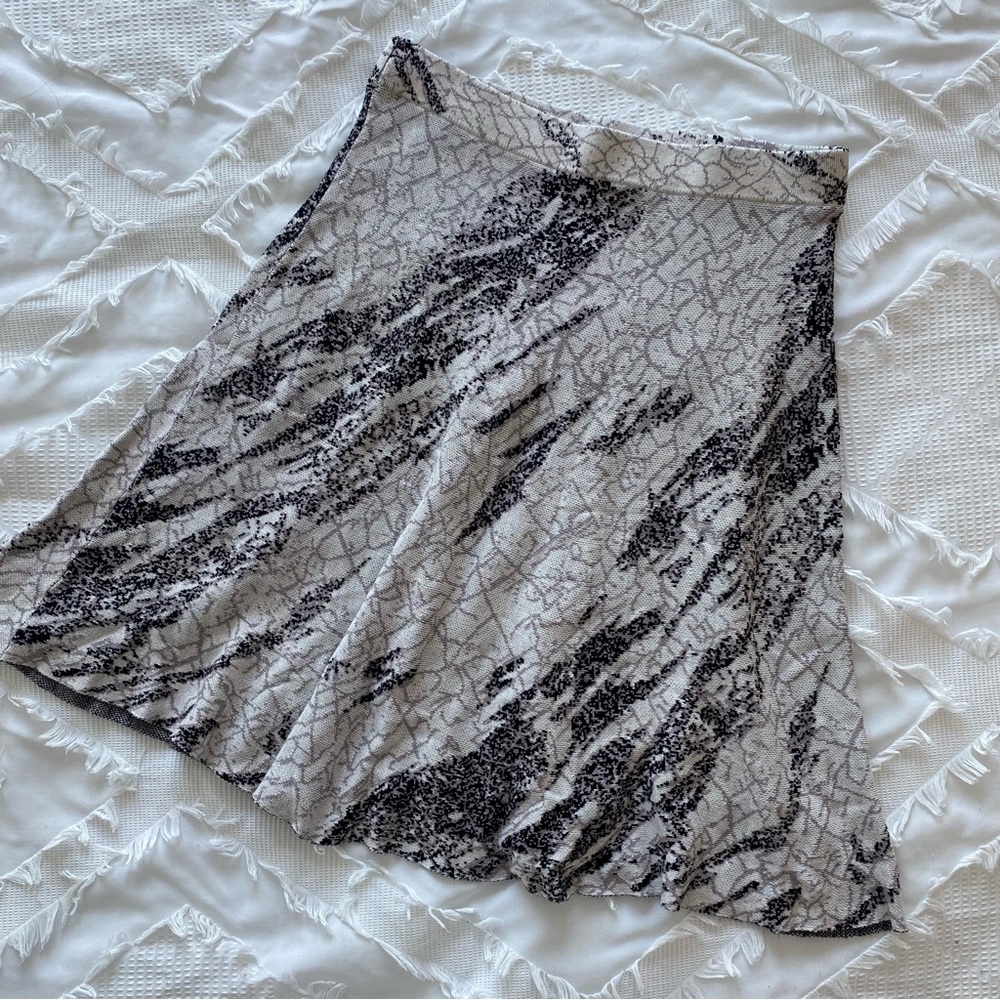 BCBGMaxAzria Black and White Patterned A-Line Skirt